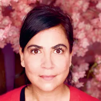 Autorenfoto Nadine Rahman